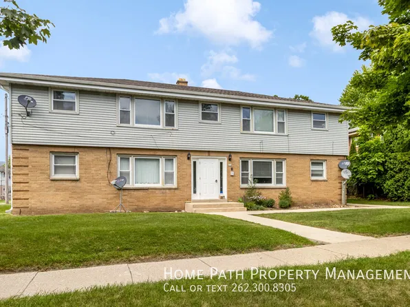 240 W Newhall Ave APT 2, Waukesha, WI 53186