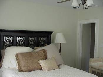 3rd image of 1305 Denrock Ave