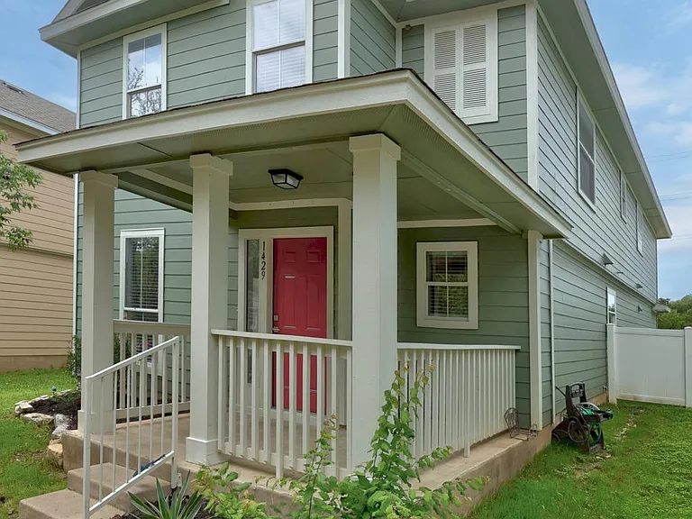 1429 Davis Mountain Loop — Photo 4