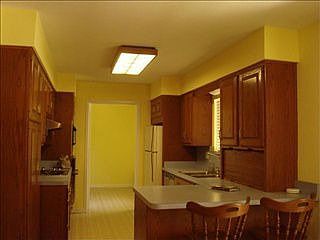 2nd image of 2815 N Elm Ave