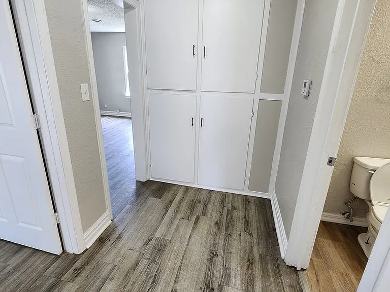 939 S Fort Ave — Photo 6