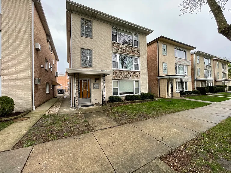 W Summerdale Ave — Photo 1