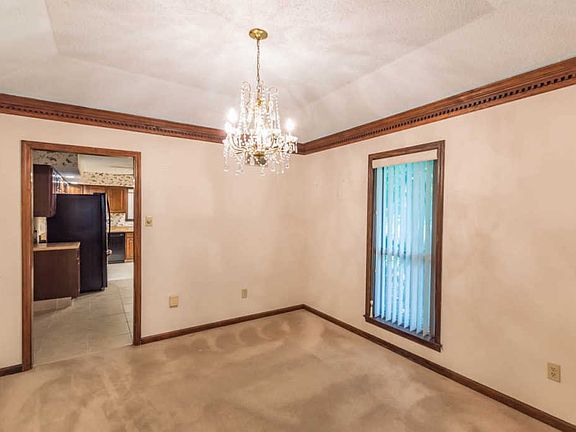 4th image of 2747 Tangbourne Dr