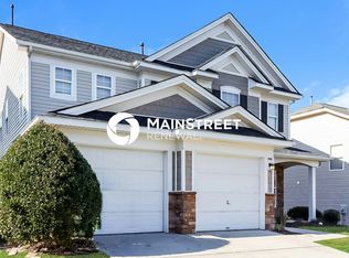 2013 Double Cedar Dr, Charlotte, NC 28214