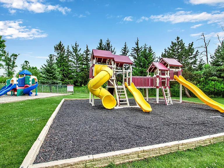 Kids Playground/Activity Center