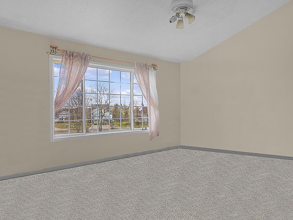 5th image of 720 Wild Pond Ct