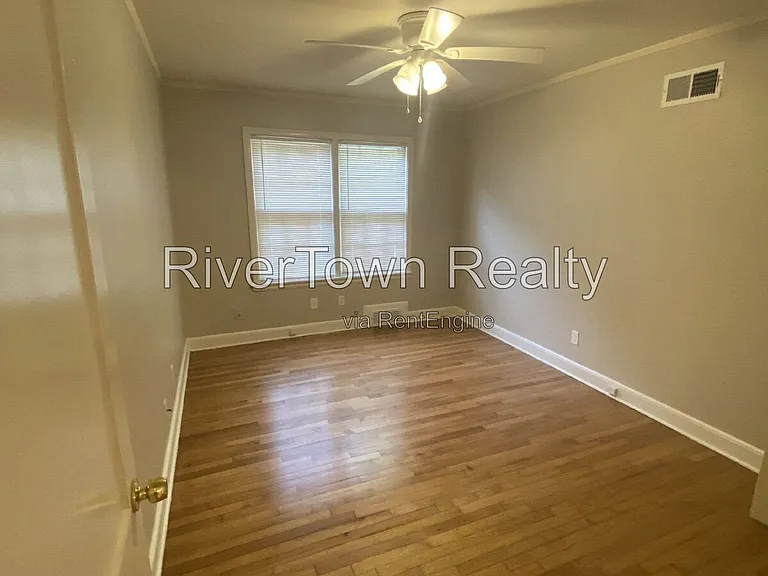 3570 Poplar Ave — Photo 4