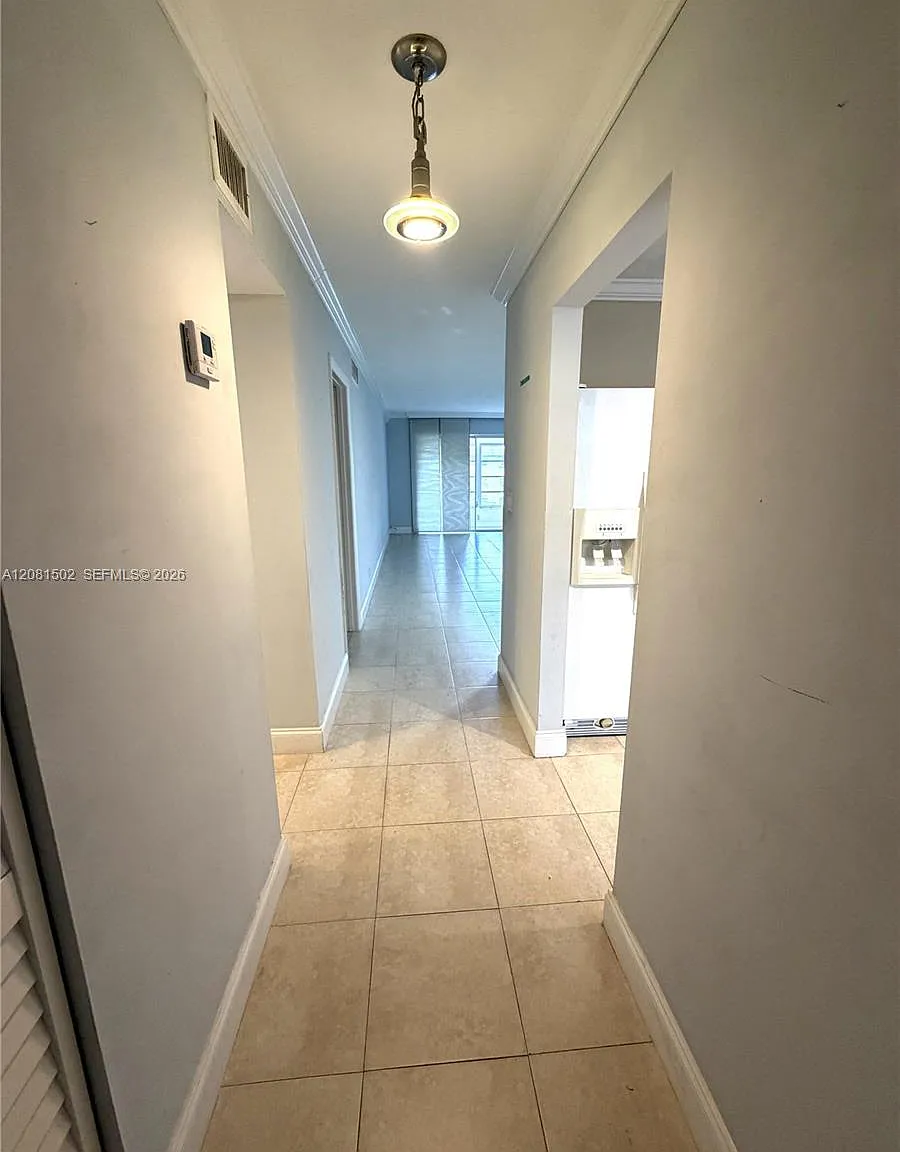 Omega Condo No 10 — Photo 2