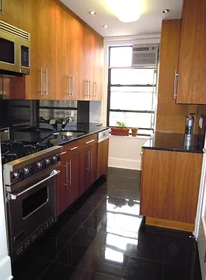 Rented by Metropolitan Equities | media 3