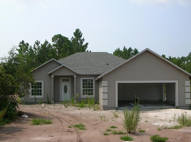 1st image of 341 Crystal Lakes Dr