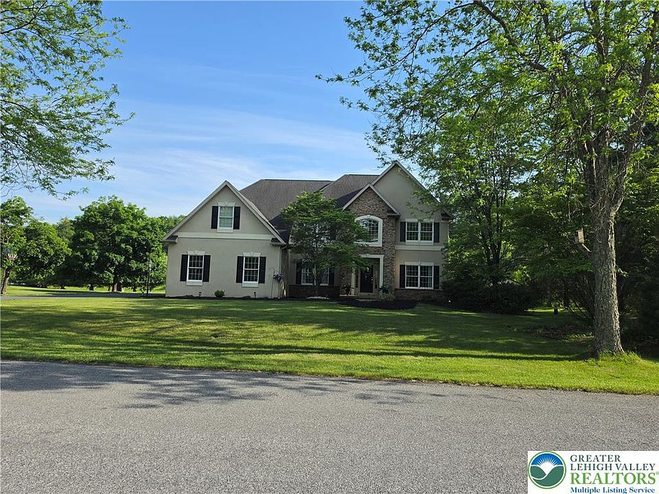 1st image of 3805 Buck Hill Cir