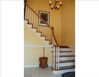 3rd image of 199 Farmington Pl