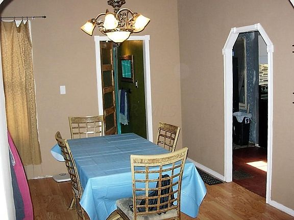 2nd image of 502 S Hague Ave