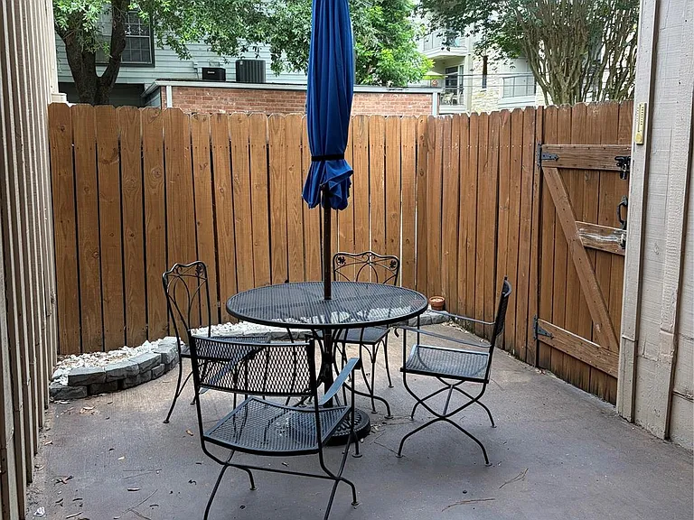 15040 Kimberley Ct — Photo 18