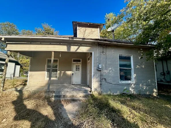 509 Ross Ave, Mart, TX 76664