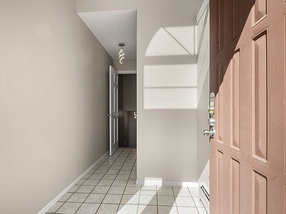 3rd image of 2059 S Broadway #C