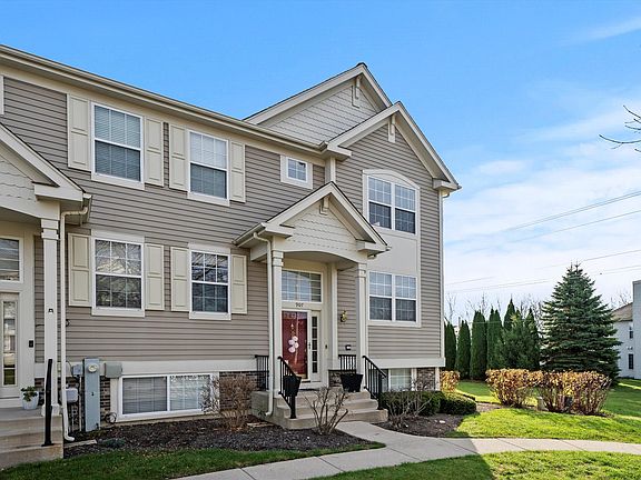 4th image of 907 Manchester Cir