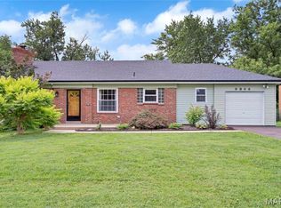 9846 Vasel Dr, Saint Louis, MO 63123