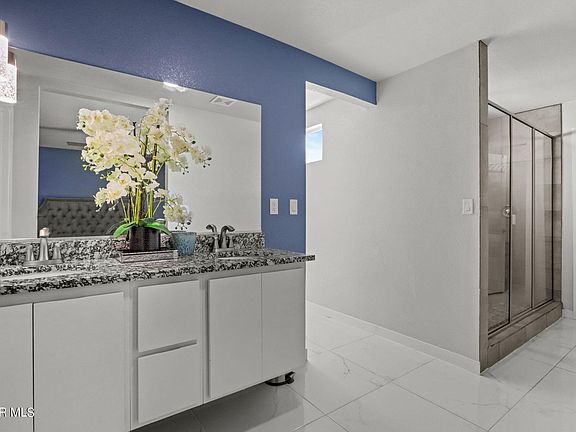 5th image of 3332 David Palacio Dr