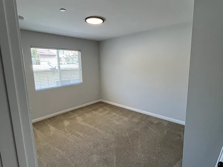 10943 Fruitland Dr #6 — Photo 6