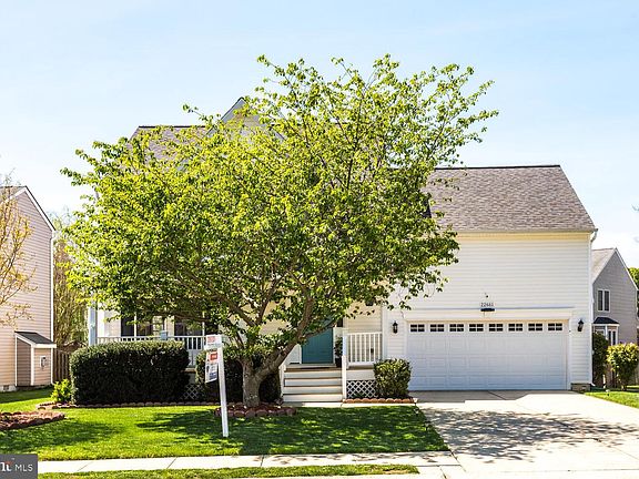 3rd image of 22681 Athlone Dr