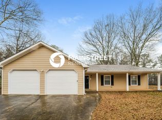 5411 Jamestowne Dr, Powder Springs, GA 30127