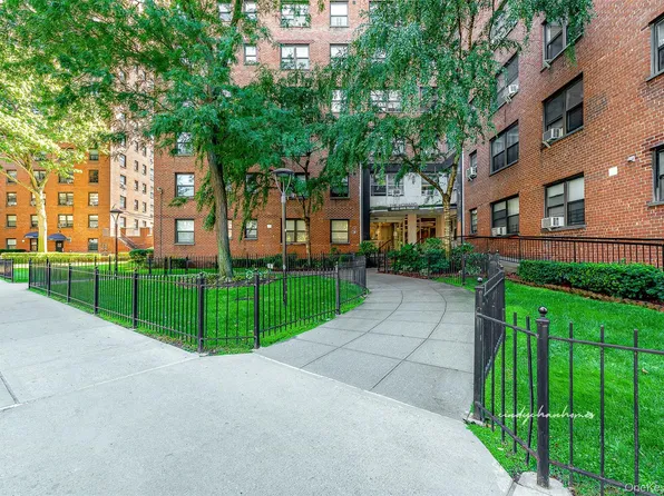 99-32 66th Road #5Z, Rego Park, NY 11374