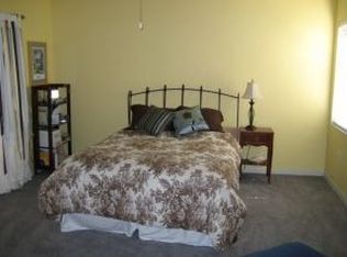 4249 NW 36th St, Gainesville, FL 32605