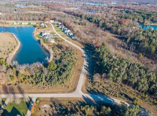 11210 Killarney Dr, Stanwood, MI 49346