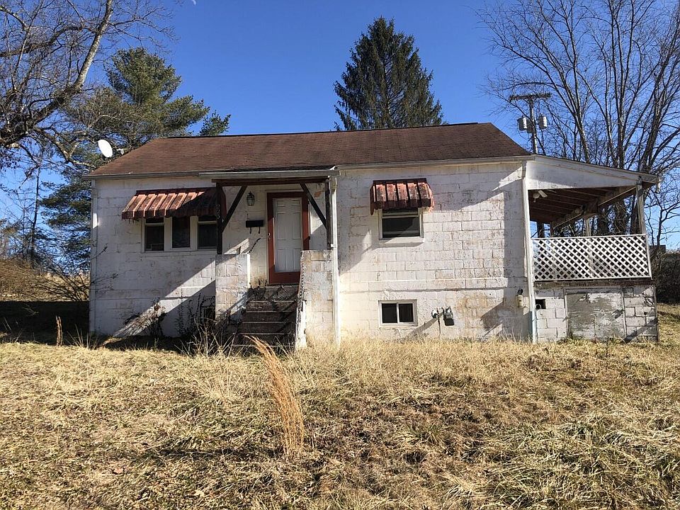 1st image of 223 Mahan St