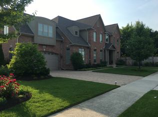 9306 National Ave, Morton Grove, IL 60053