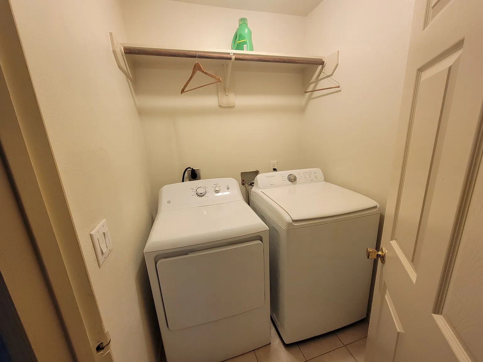 1 bed, 2.5 bath, 1950 sqft, $800 — Photo 4