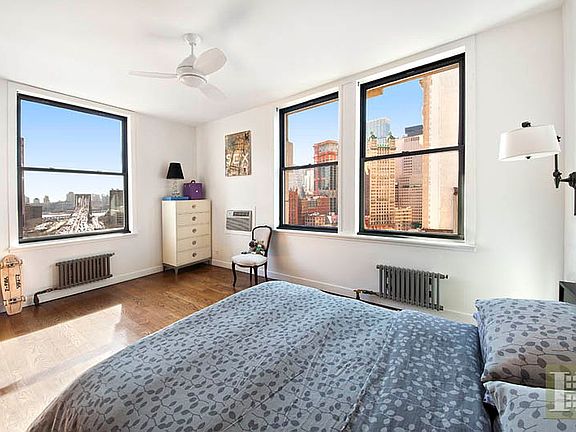 4th image of 261 Broadway APT 12B