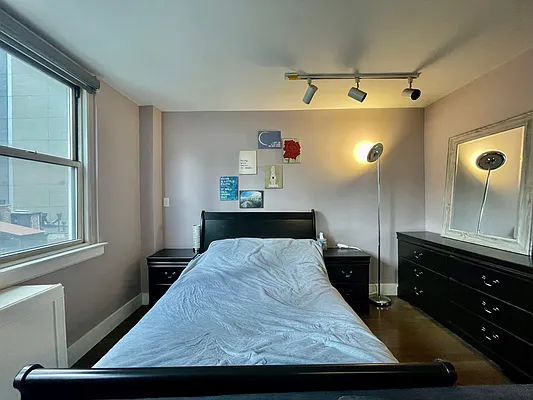 Rented by Douglas Elliman | media 8