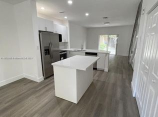 Las Brisas, Doral, FL 33178