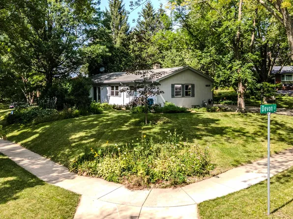 6210 Devon Ct, Madison, WI 53711