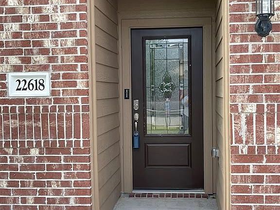 3rd image of 22618 Hollow Amber Dr