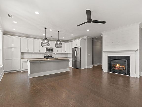 4th image of 1109 Syrah Ln