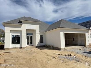 109 Fountain Meadow Dr, Broussard, LA 70518