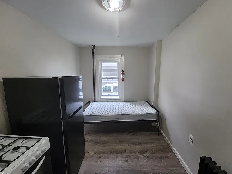 9 Spring St #2 — Photo 8