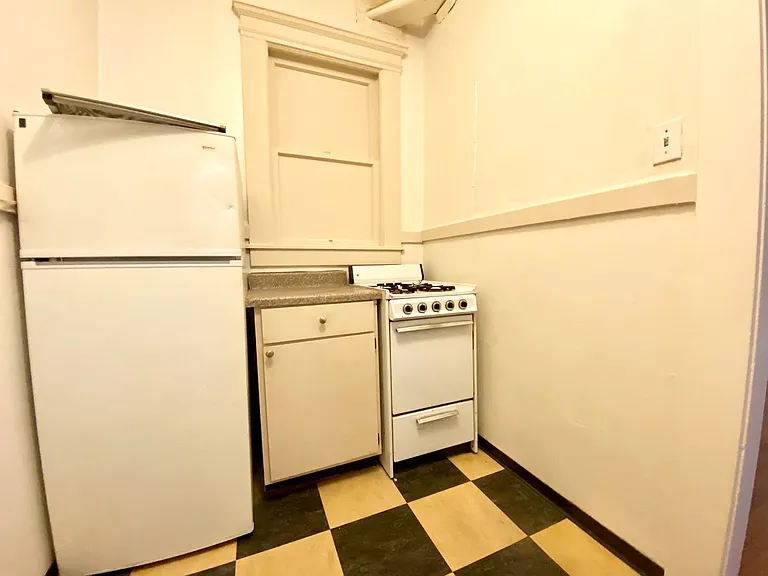 1511 Boylston Ave — Photo 16