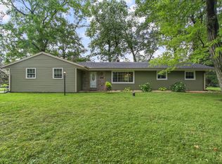 12211 W Bel Mar Dr, Franklin, WI 53132