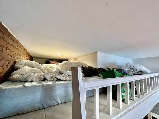 Rented by Oxford Property Group | media 7