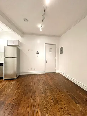 Rented by Compass | media 4