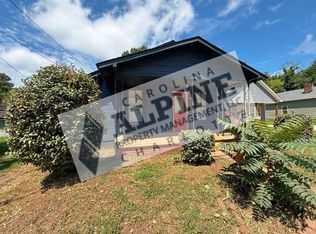1336 Caldwell St, Statesville, NC 28677