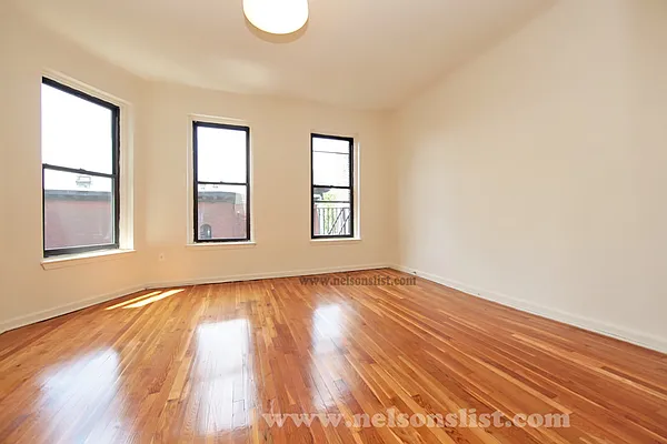 Rented by Nelson Aybar, LREB | media 2