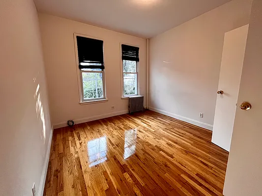 Rented by MySpaceNYC | media 23