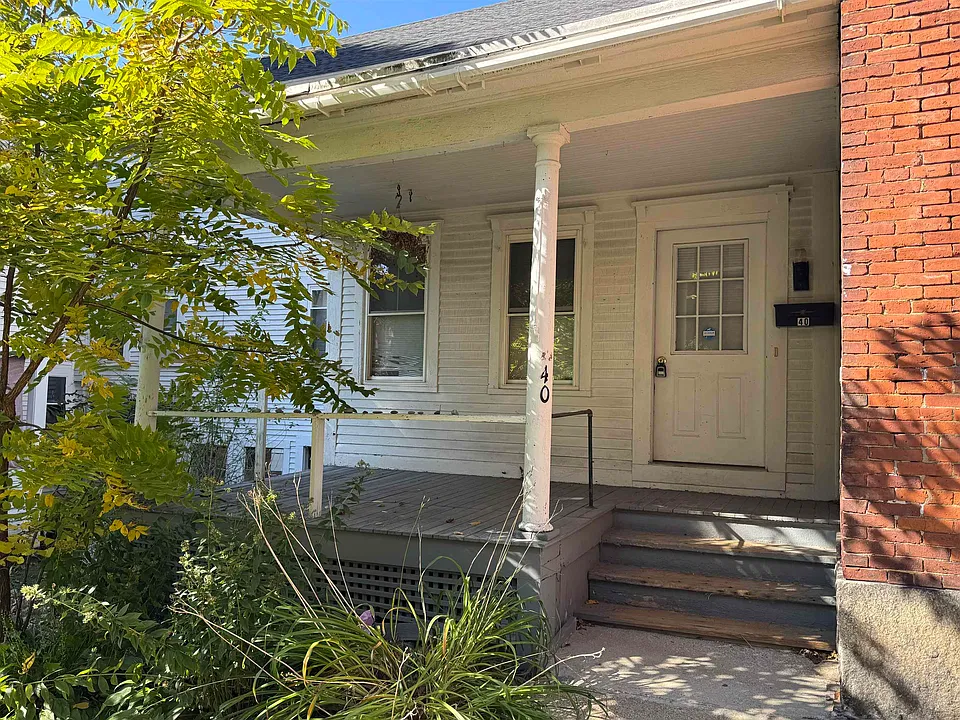 40 Court St