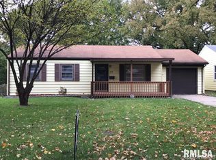 29 Beverly Dr, Springfield, IL 62702