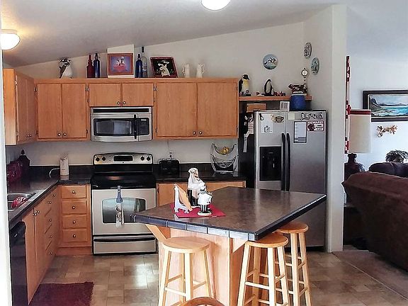 3rd image of 14410 E Alki Ave